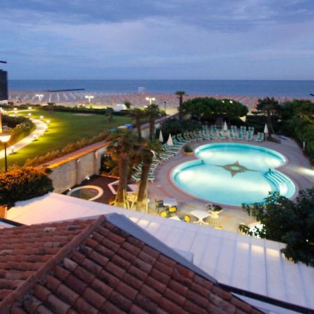 Park Hotel Cellini Lido di Jesolo Dış mekan fotoğraf